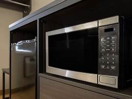 Super 8 by Wyndham Clinton