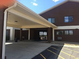 Super 8 by Wyndham Blue Earth
