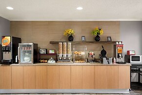 La Quinta Inn & Suites by Wyndham Chicago Tinley Park