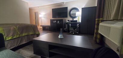 Super 8 by Wyndham Sterling Heights/Detroit Area