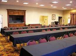 Ashmore Inn and Suites