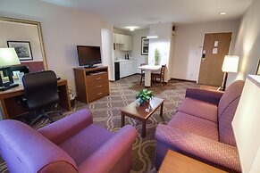 Ashmore Inn and Suites