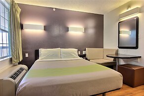 Studio 6 Austin, TX - Northwest