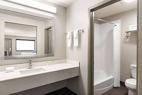 Days Inn by Wyndham San Antonio Near Fiesta Park