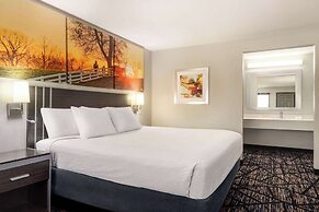 Days Inn by Wyndham San Antonio Near Fiesta Park