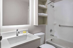 Microtel Inn by Wyndham Raleigh Durham Airport