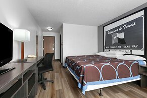 Super 8 by Wyndham Grapevine/DFW Airport Northwest