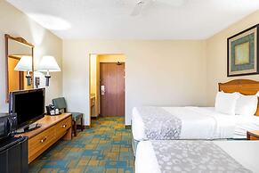 La Quinta Inn & Suites by Wyndham El Paso East