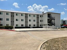 Motel 6 Irving, TX - DFW Airport North