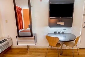 Motel 6 Irving, TX - DFW Airport North