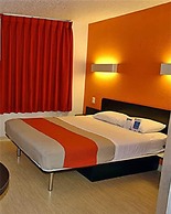 Motel 6 Irving, TX - DFW Airport North
