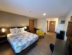 Motel 6 Kewanee, IL