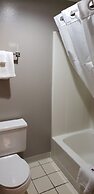 Motel 6 Kewanee, IL