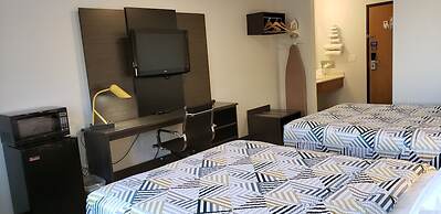 Motel 6 Kewanee, IL