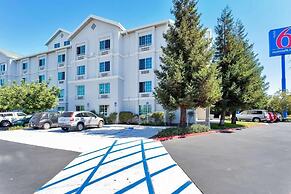 Motel 6 Belmont, CA - San Francisco - Redwood City