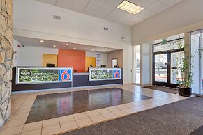 Motel 6 Belmont, CA - San Francisco - Redwood City