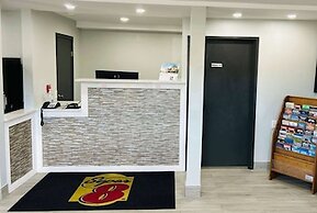 Super 8 by Wyndham Lewiston Auburn Area