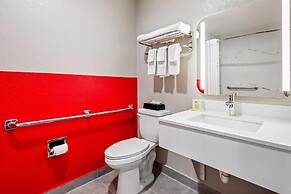 Super 8 by Wyndham Lewiston Auburn Area