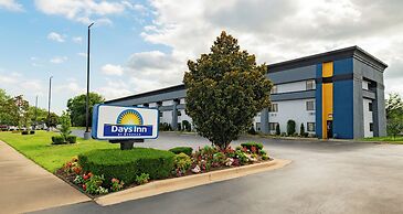 Days Inn by Wyndham Fort Smith
