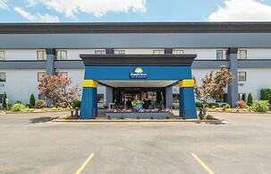 Days Inn by Wyndham Fort Smith