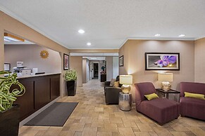 La Quinta Inn & Suites by Wyndham N Little Rock-McCain Mall