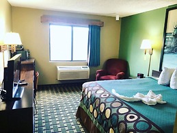 Super 8 by Wyndham Russellville