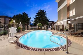 Holiday Inn Express Bowling Green by IHG