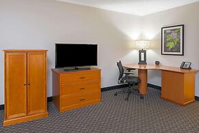La Quinta Inn & Suites by Wyndham Baton Rouge Siegen Lane