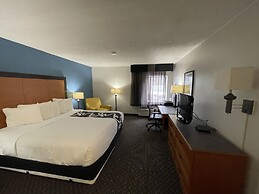 La Quinta Inn & Suites by Wyndham Baton Rouge Siegen Lane