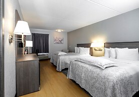 Red Roof Inn PLUS+ Boston - Mansfield/ Foxboro