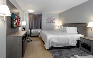 Red Roof Inn PLUS+ Boston - Mansfield/ Foxboro