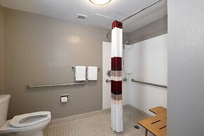 Red Roof Inn PLUS+ Boston - Mansfield/ Foxboro
