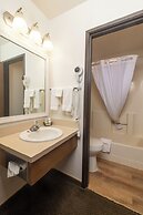 FairBridge Inn & Suites Moscow/Pullman