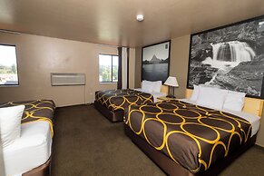 FairBridge Inn & Suites Moscow/Pullman