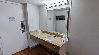 Motel 6 Framingham, MA - Boston West