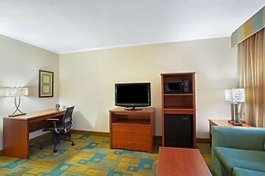 La Quinta Inn by Wyndham Auburn Worcester