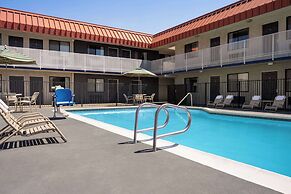 Days Inn by Wyndham Fresno South