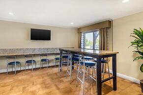 Best Western Plus Pleasanton Inn