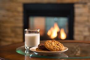 The Marina Inn on San Francisco Bay