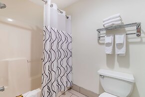 Best Western Plus University Park Inn & Suites