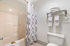 Best Western Plus University Park Inn & Suites