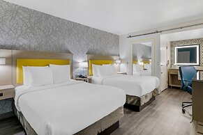 Hillstone Inn Tulare, an Ascend Collection Hotel