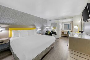 Hillstone Inn Tulare, an Ascend Collection Hotel