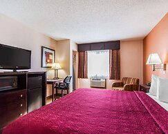 Quality Inn And Suites Ottumwa