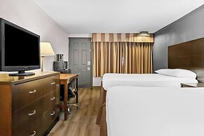 Rodeway Inn & Suites