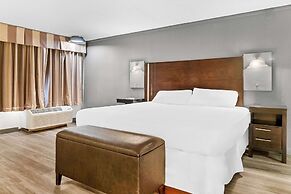 Rodeway Inn & Suites