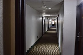 Super 8 by Wyndham Saginaw