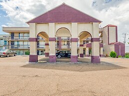 OYO Hotel Jackson North I-55