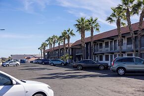 Quality Inn & Suites Lake Havasu City