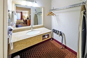 Quality Inn & Suites Lake Havasu City